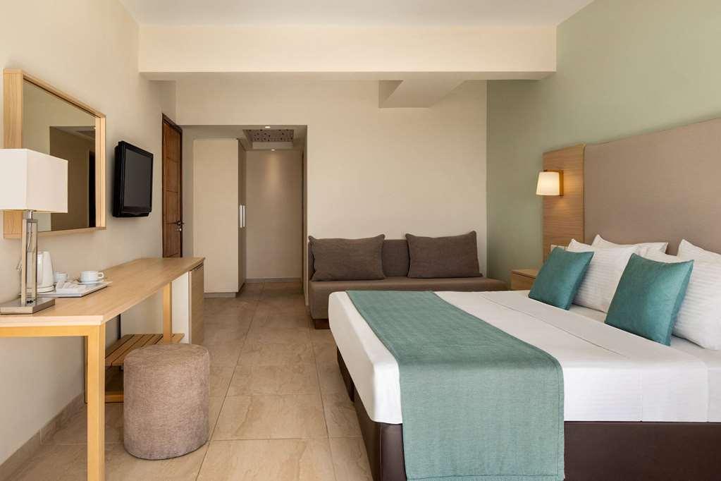 Ramada Hotel & Suites By Wyndham Ayia Napa Room photo